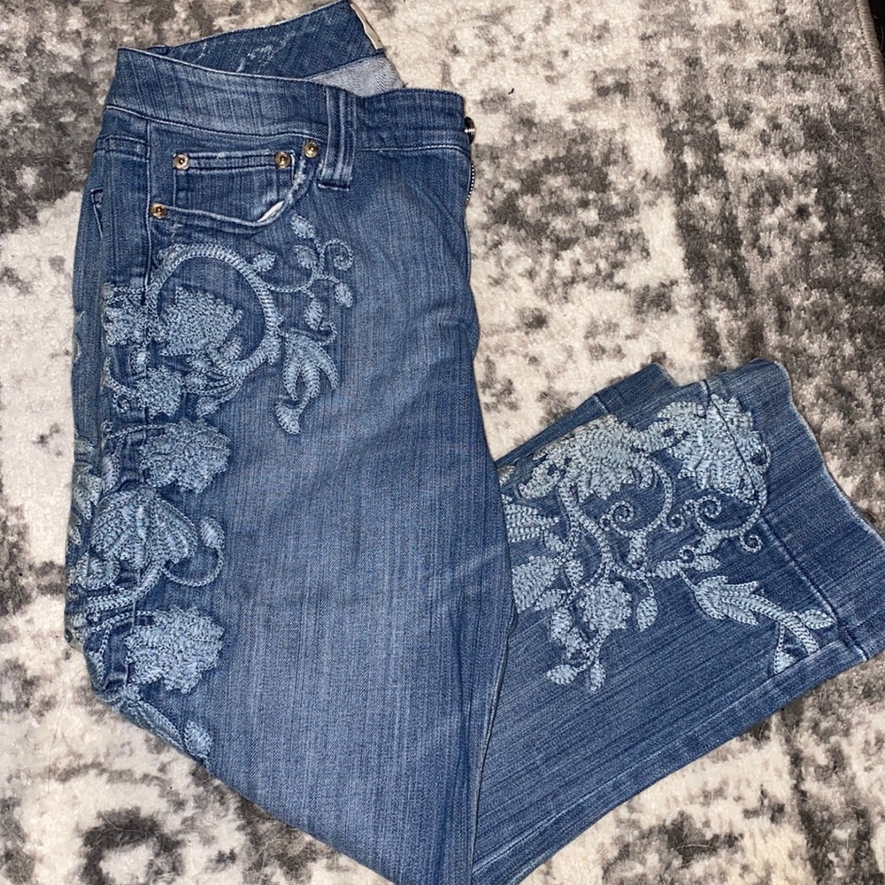 White House Black Market Capris